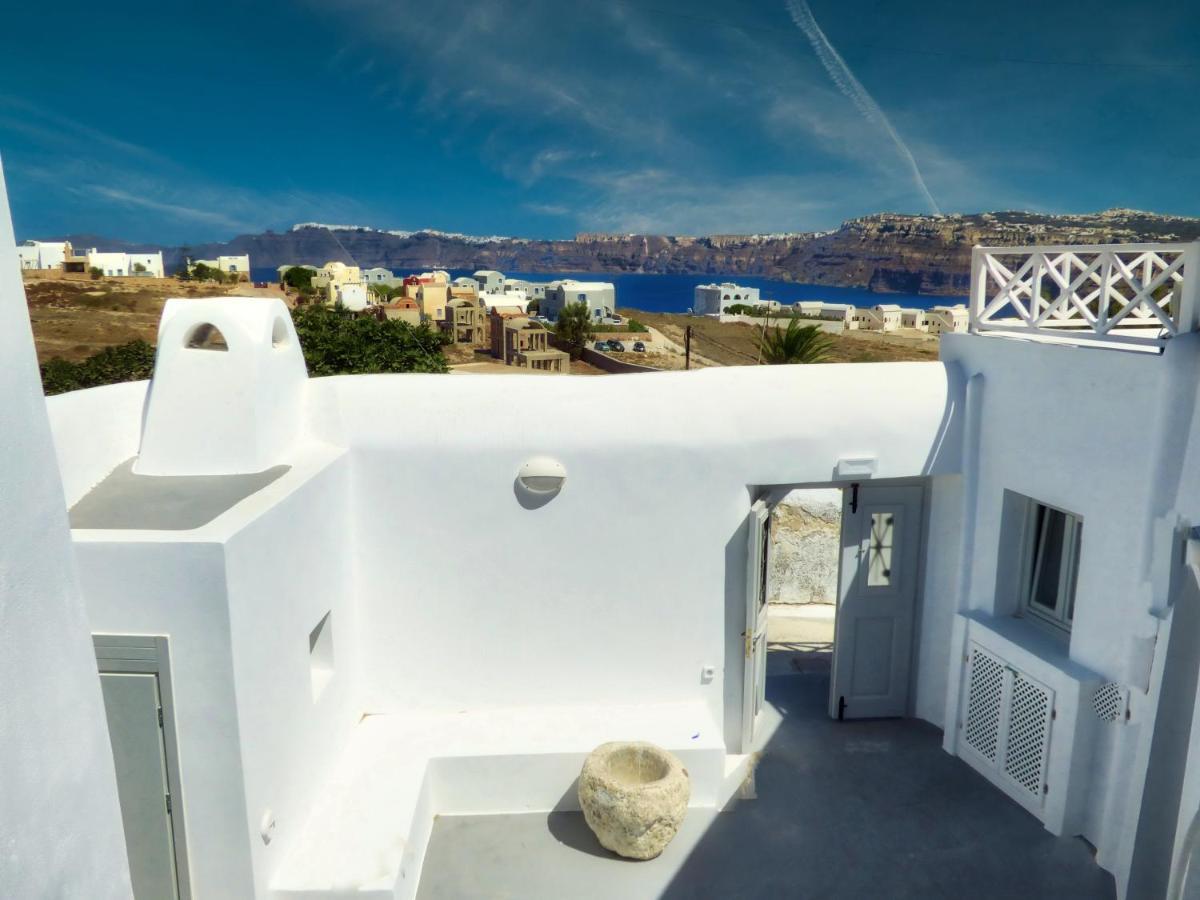 Golden Stone Santorini Suites Akrotírion Buitenkant foto
