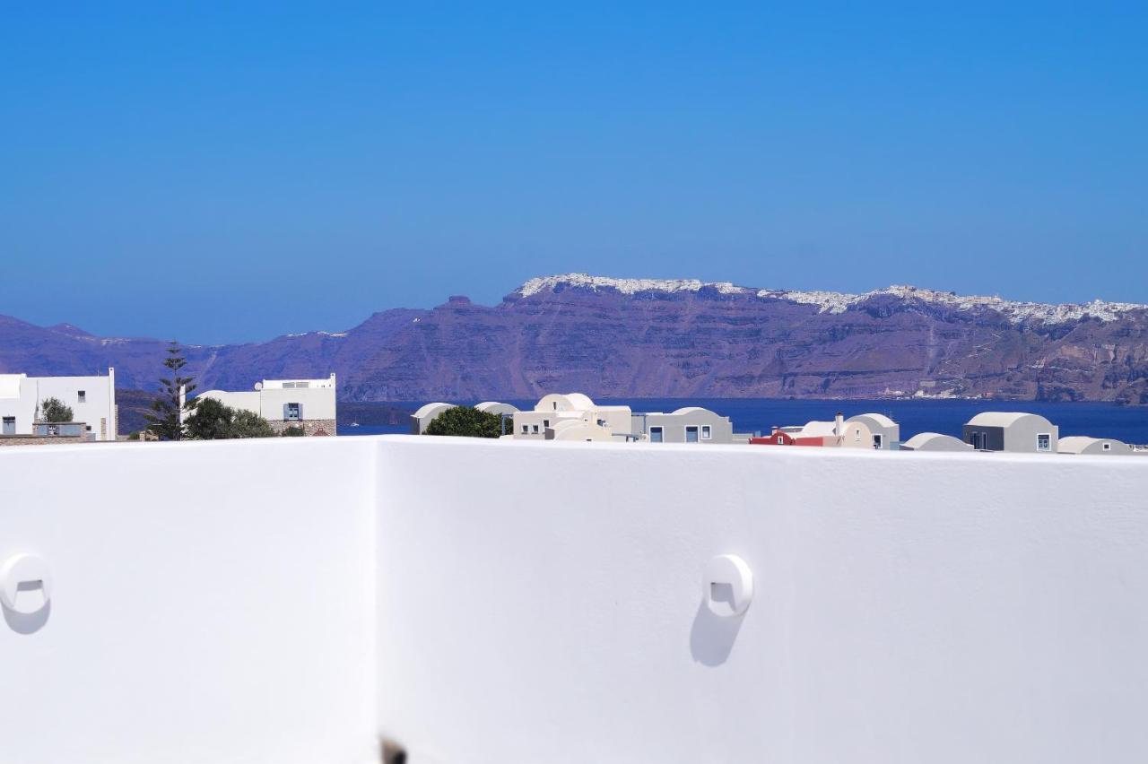 Golden Stone Santorini Suites Akrotírion Buitenkant foto