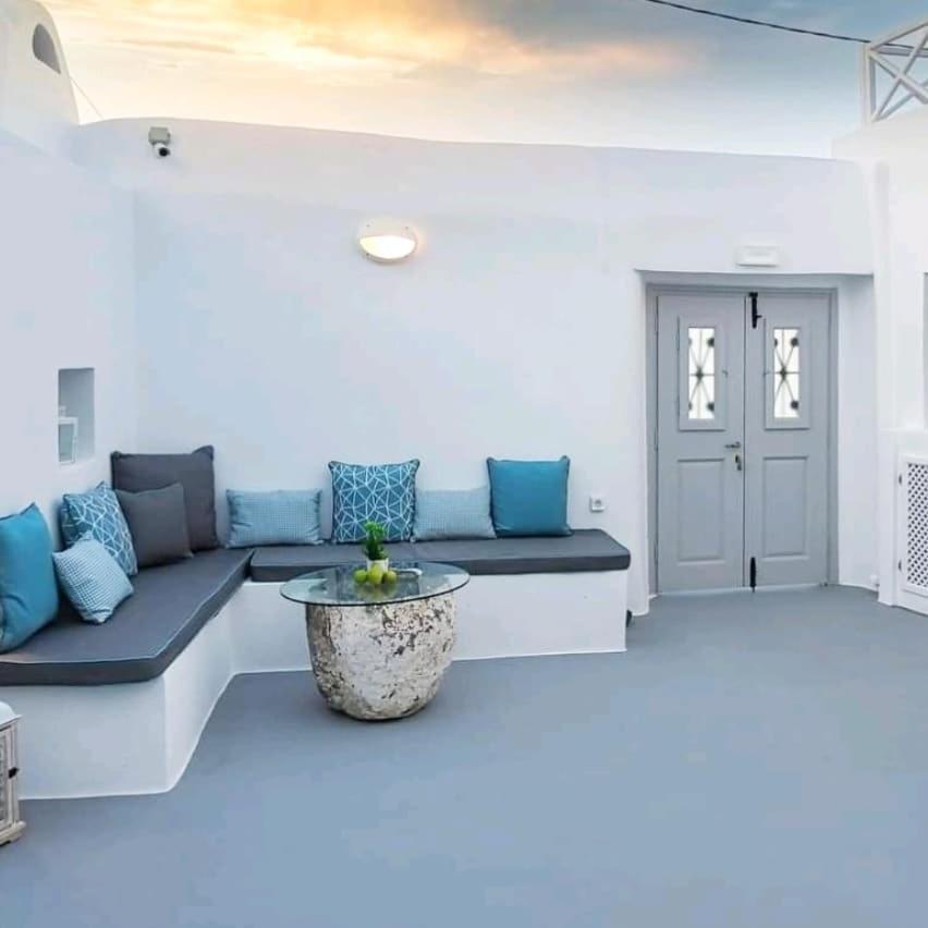 Golden Stone Santorini Suites Akrotírion Buitenkant foto