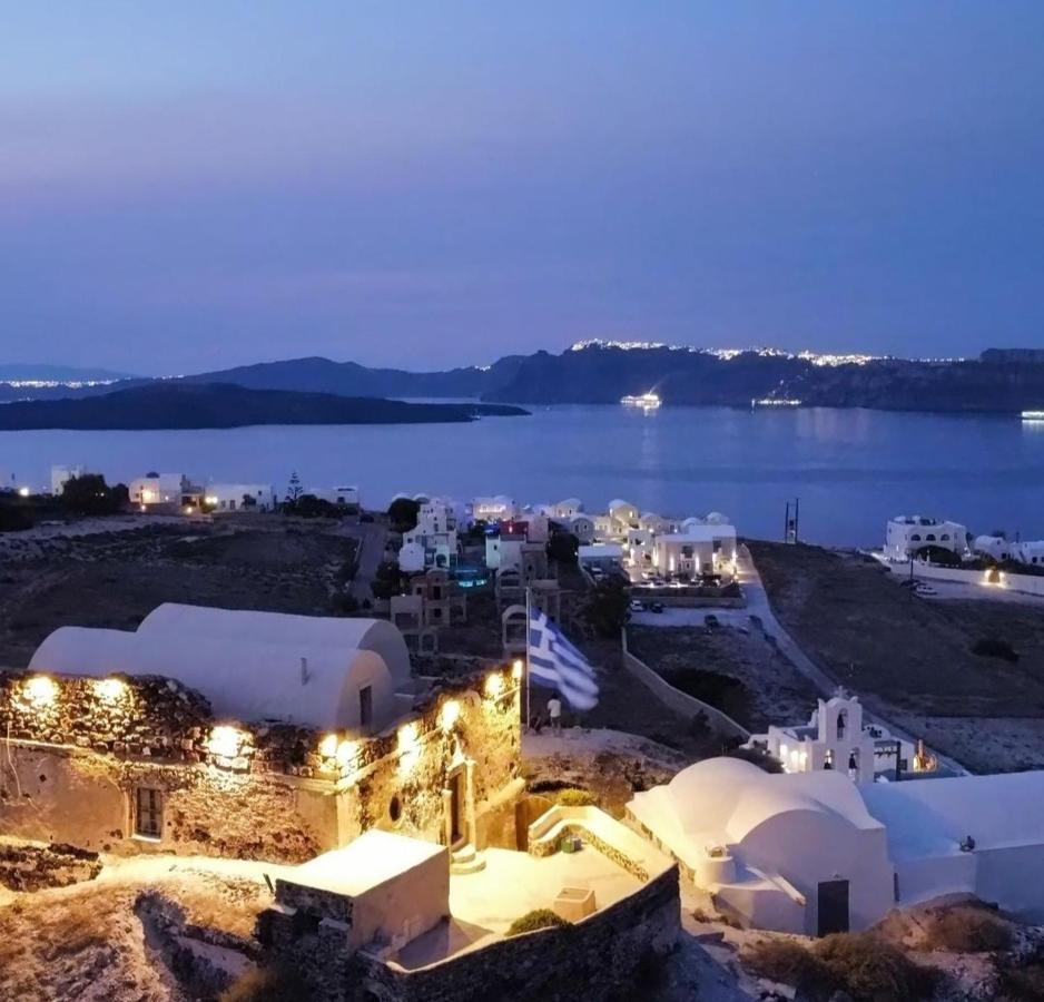 Golden Stone Santorini Suites Akrotírion Buitenkant foto